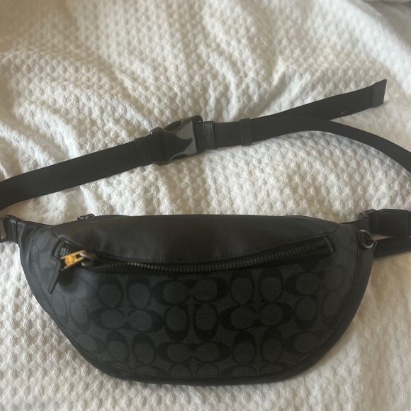 Graphite Coach Belt Bag - Picture 4 of 6